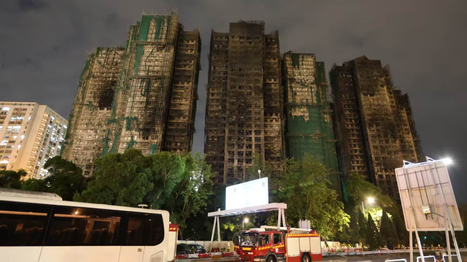 特區政府：已收到28億港元捐款　災民生活補貼增至每戶10萬港元