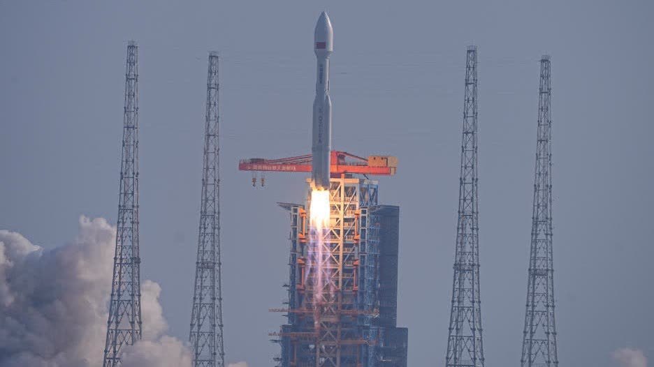 我國成功發射衛星互聯網低軌14組衛星