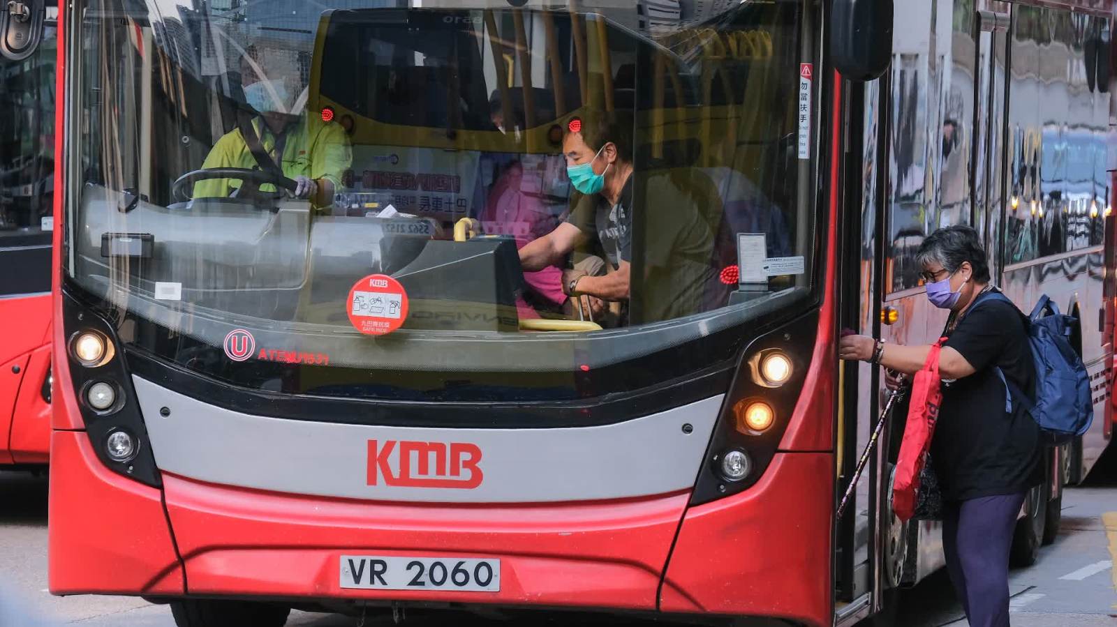 立法會選舉│九巴加密班次方便票站人員及選民