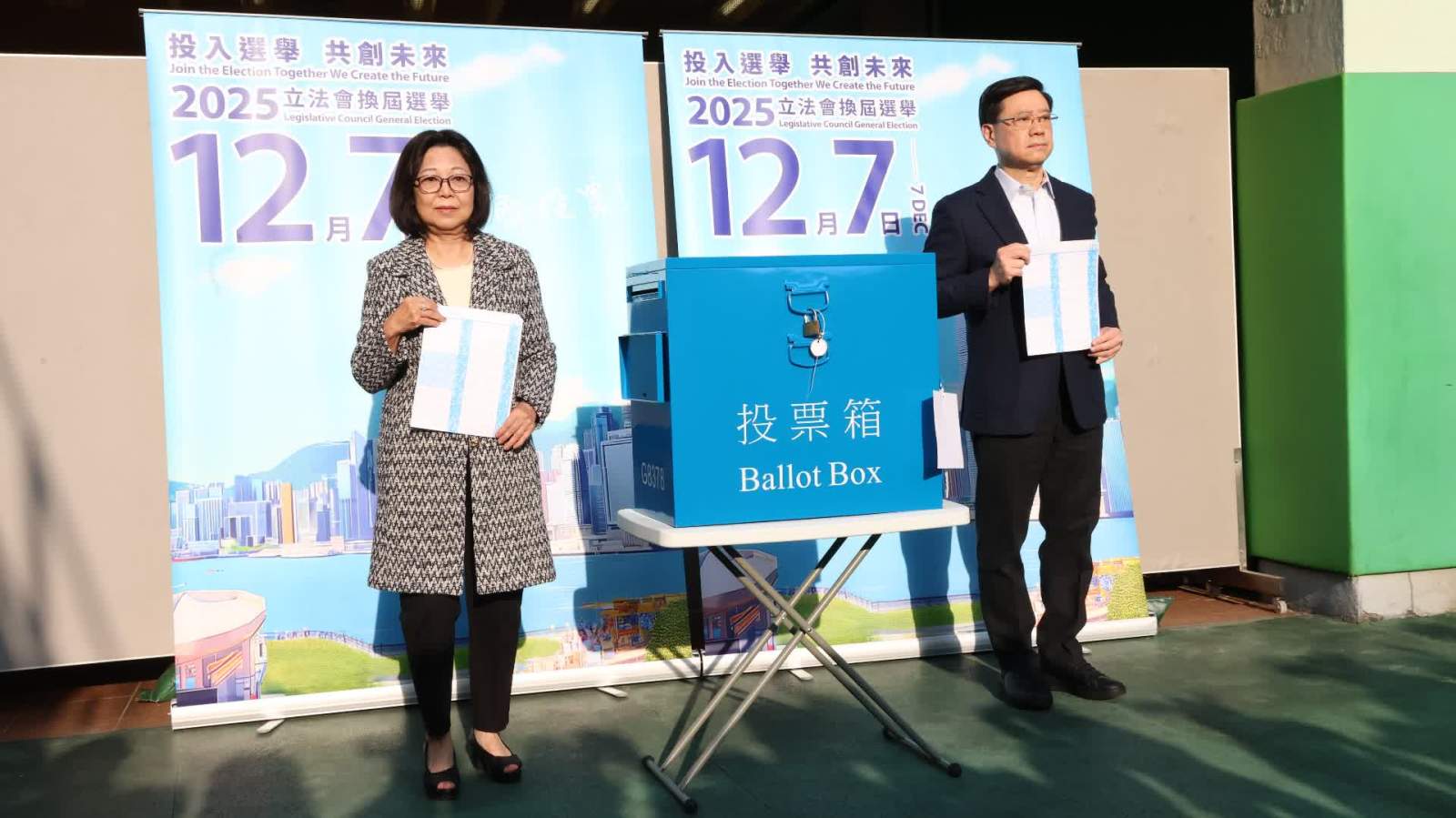 立法會選舉 | 李家超：投票過程十分順暢 票站工作人員態度投入