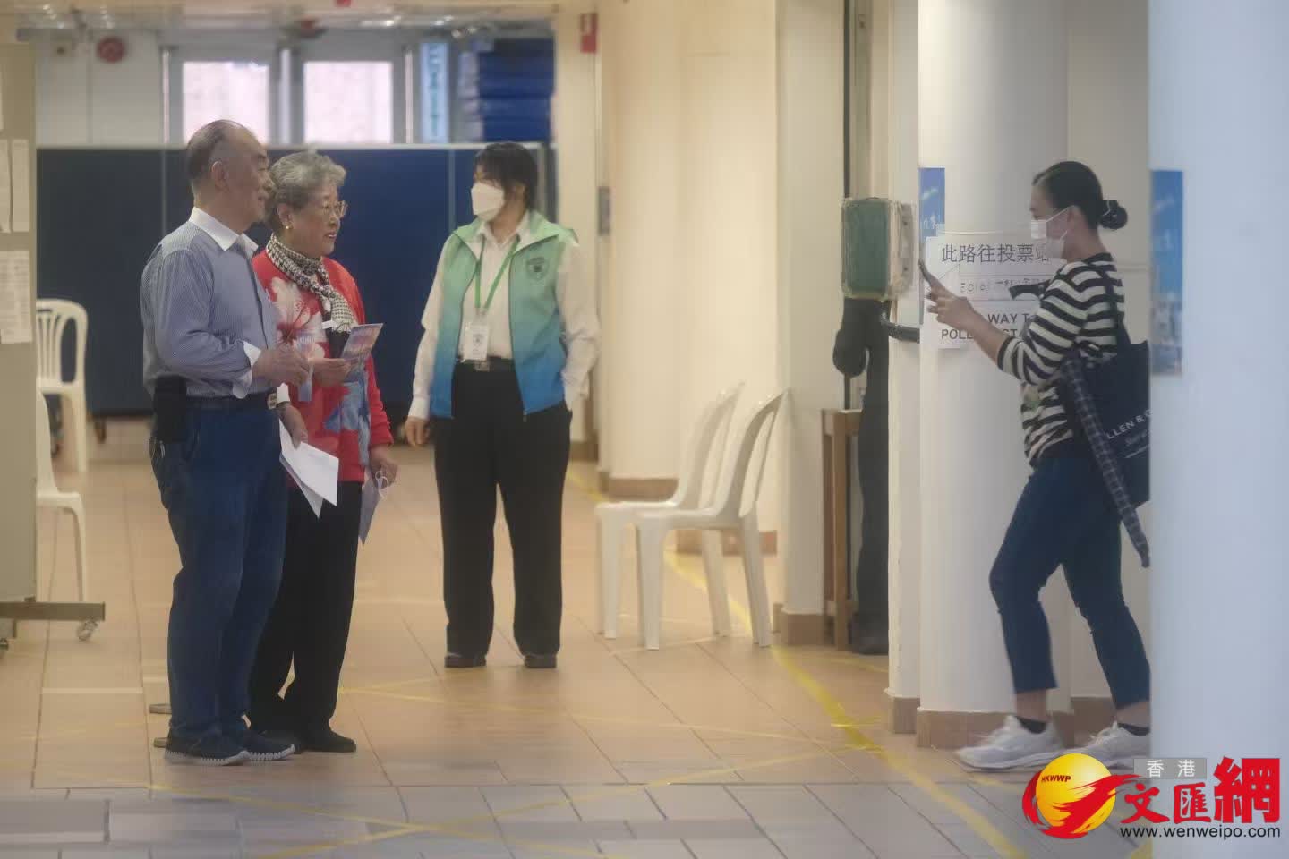 九龍公園少數(shù)族裔票站投票順暢。（香港文匯報(bào)涂穴攝）