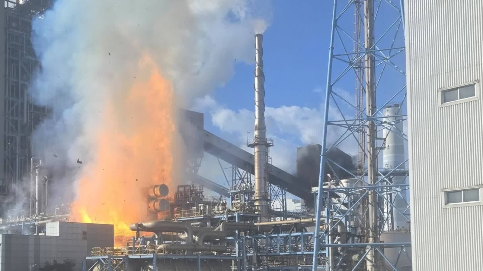 韓國忠清南道火電站爆炸事故已致2人受傷
