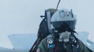 （有片）看00後飛行員　近距纏鬥　超視距較量