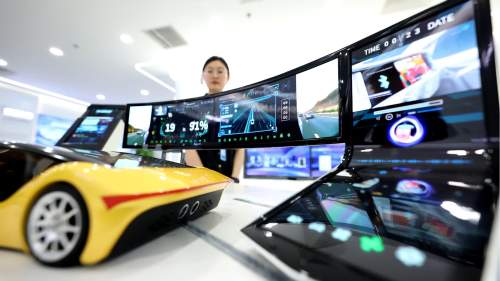 打破國外壟斷　國產屏顯新技術正式量產商用