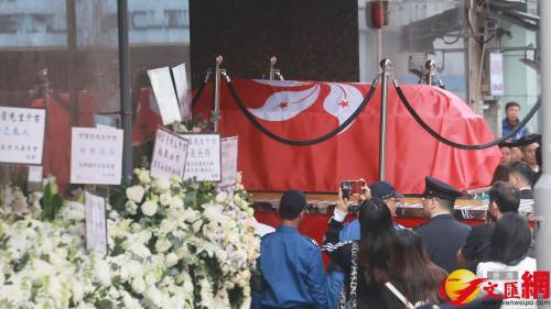 大埔宏福苑大火︱何偉豪舉殯　李家超陳國基鄧炳強等出席喪禮官方儀式