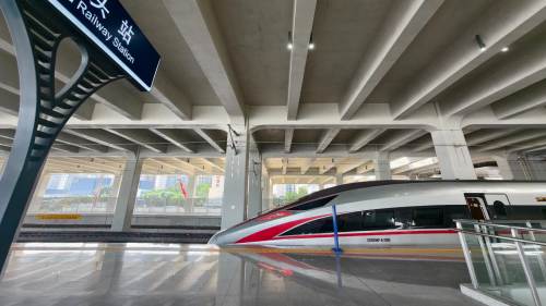 汕汕高鐵實現全線貫通運營