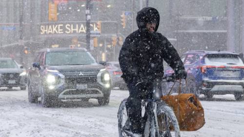 加拿大多倫多遭遇風雪天氣
