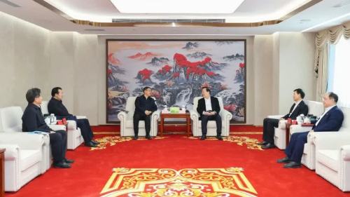 郭文奇同志到中央港澳辦調研機關黨建工作