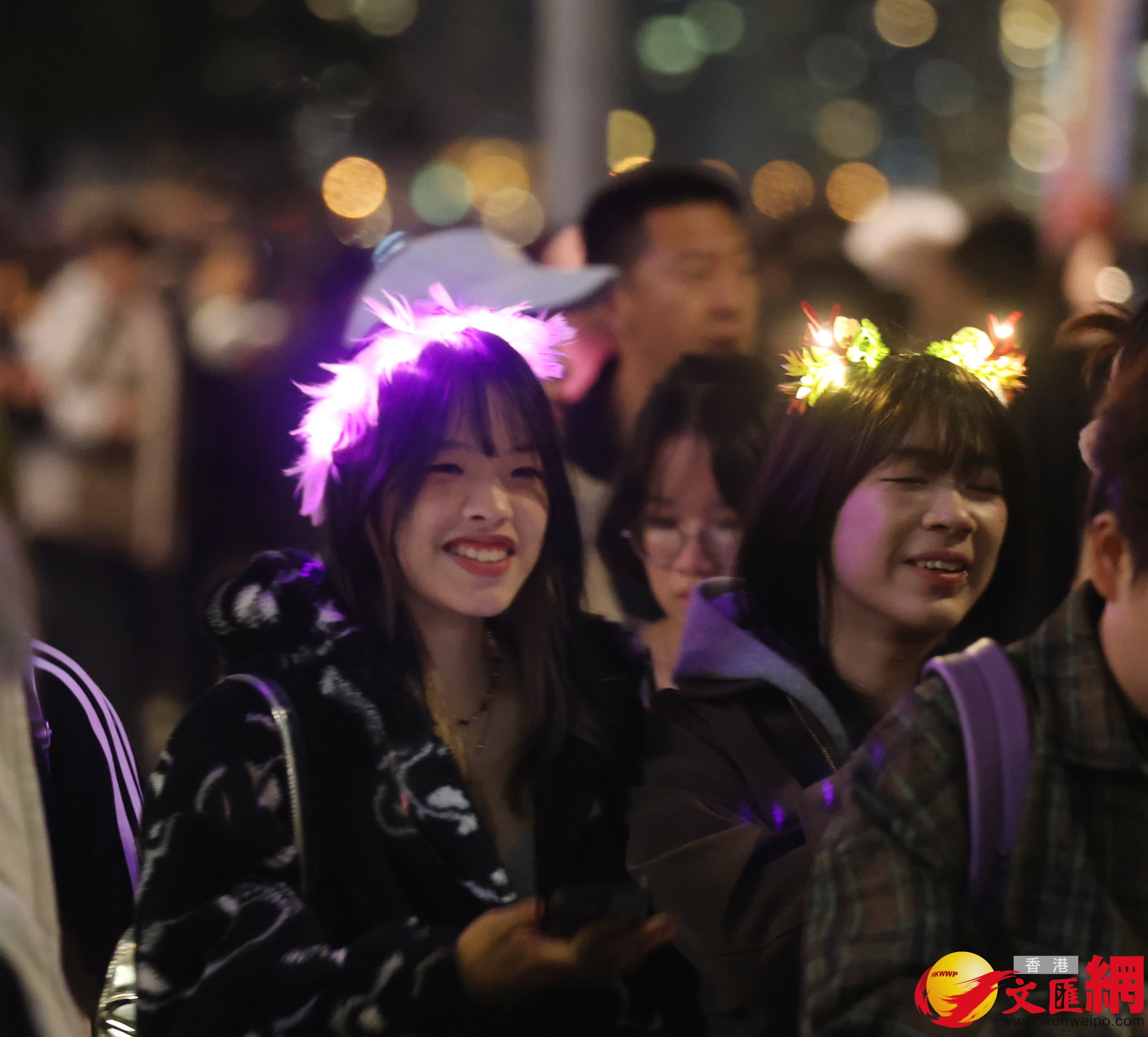 尖沙咀除夕倒數。（香港文匯報記者 曾興偉 攝）