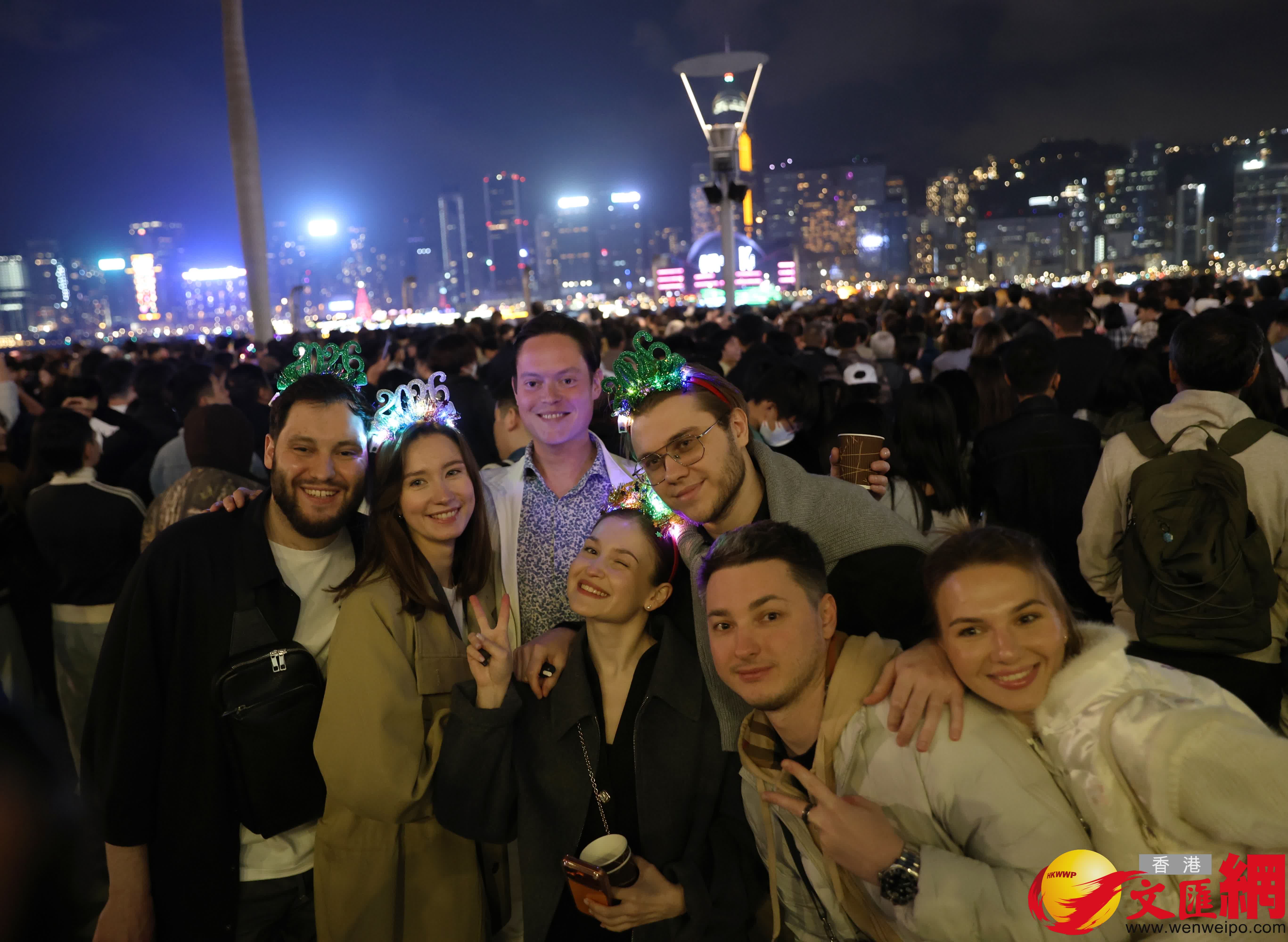 尖沙咀除夕倒數。（香港文匯報記者 曾興偉 攝）