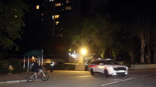 屯門星堤菲籍婦倒斃睡房 涉毒被捕法籍夫為城大副教授