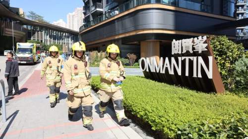 (有片) 何文田朗賢峯火警濃煙捲半空 10人疏散幸無人傷