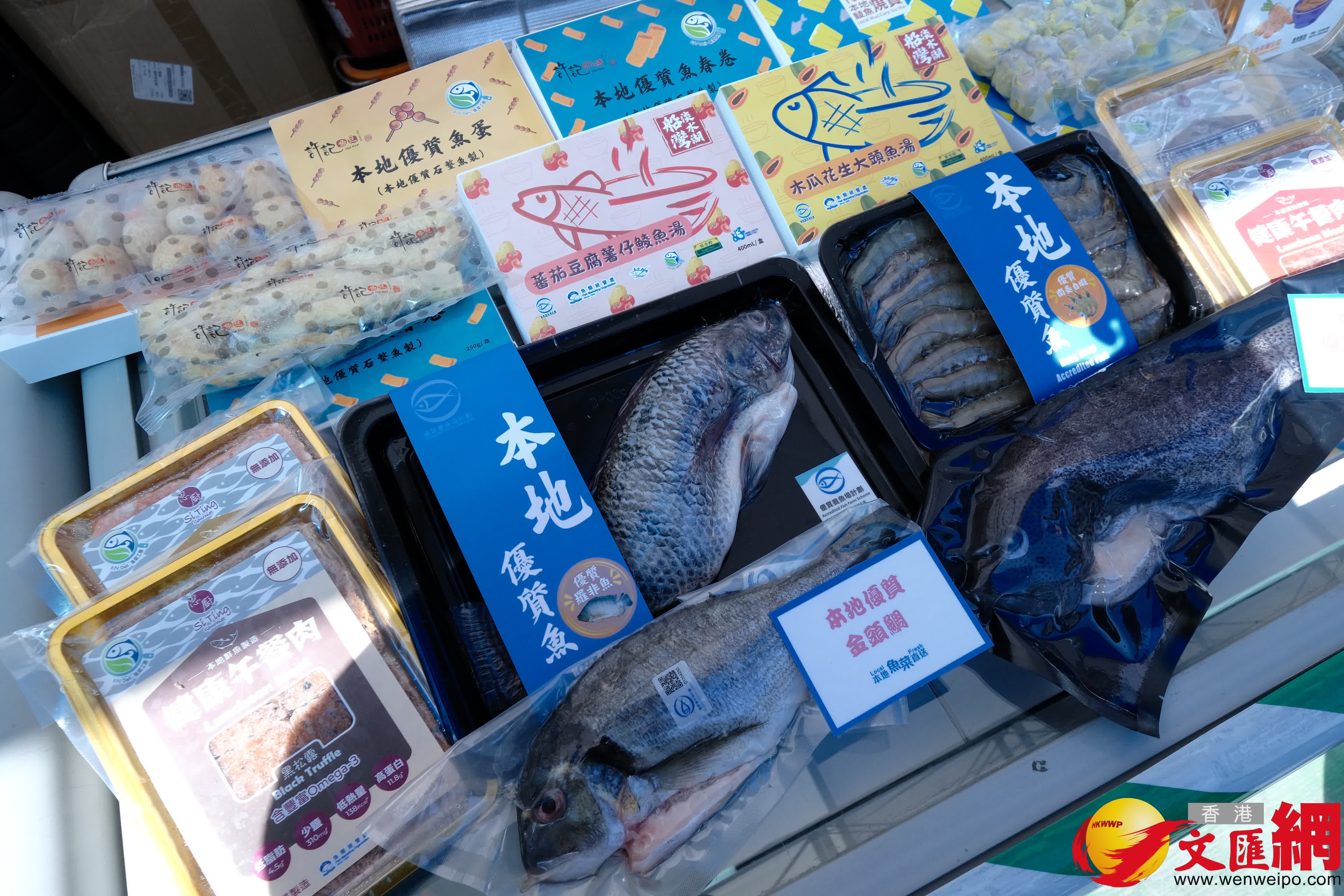 本地漁農美食嘉年華周五（9日）起一連三日在旺角花墟公園舉行。（香港文匯報記者 涂穴 攝）