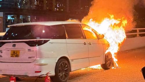 七人車東廊陷火海 司機及時停車逃生逃去一劫