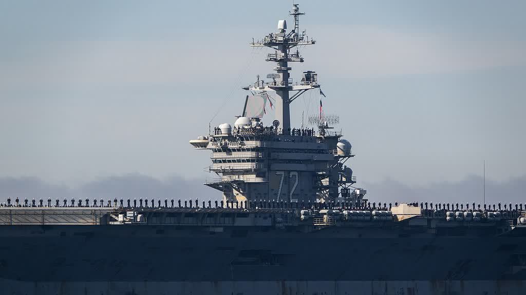 美國一航母打擊群正被調往中東地區