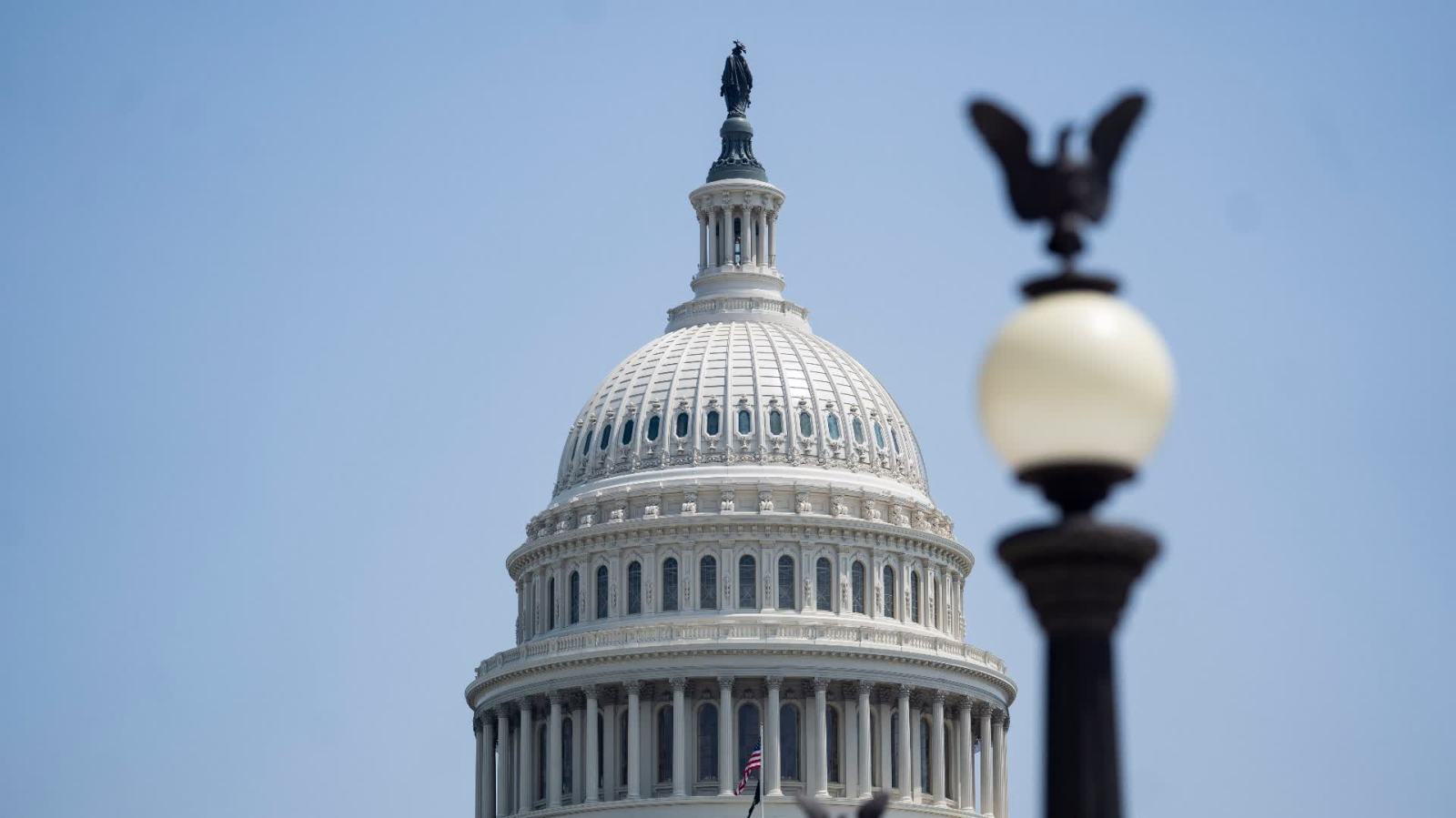 51:50　美國參議院否決限制特朗普戰爭權議案