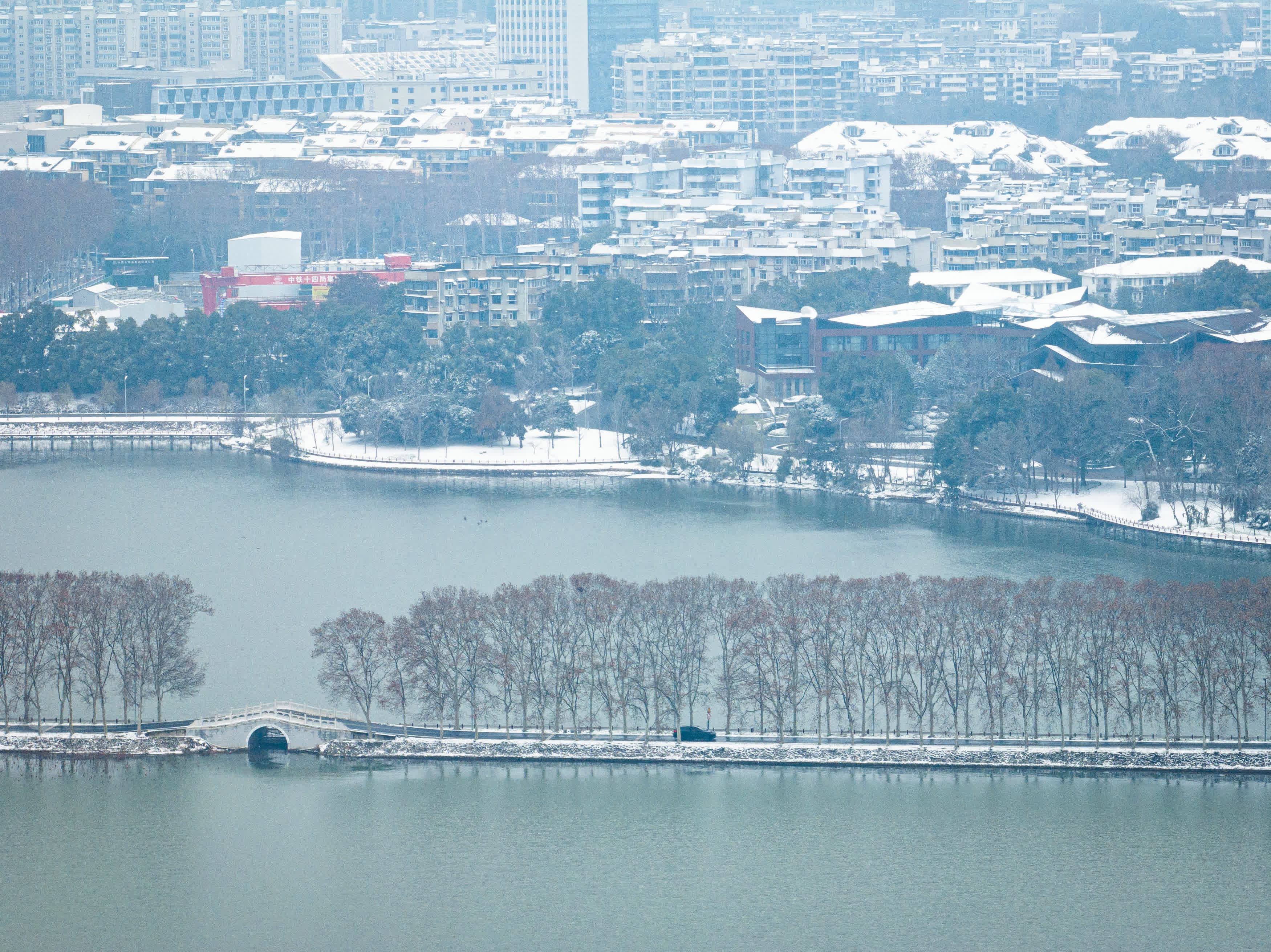 1月20日拍攝的武漢東湖風景區雪景一角。（新華社）