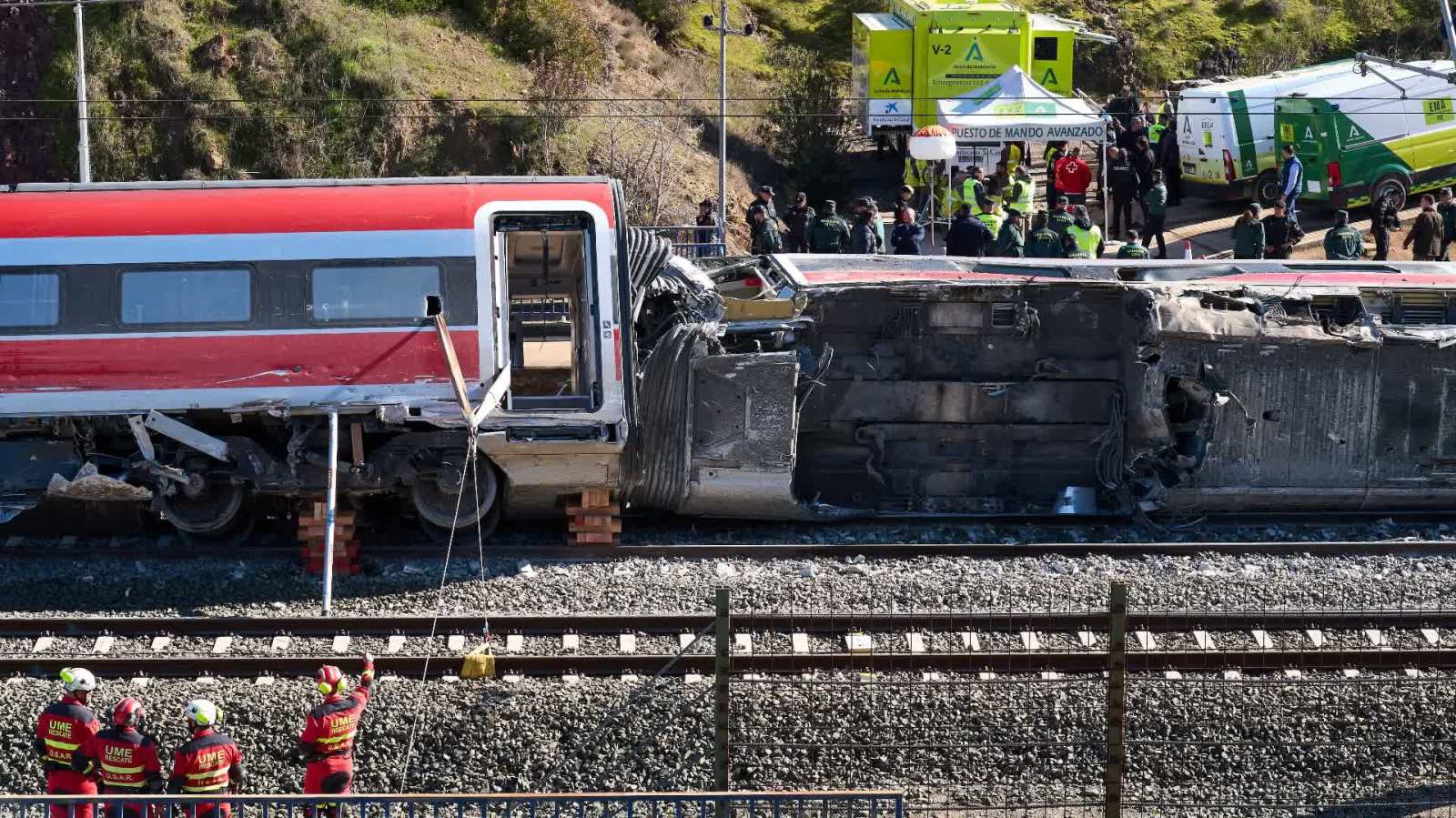 西班牙高鐵事故現場