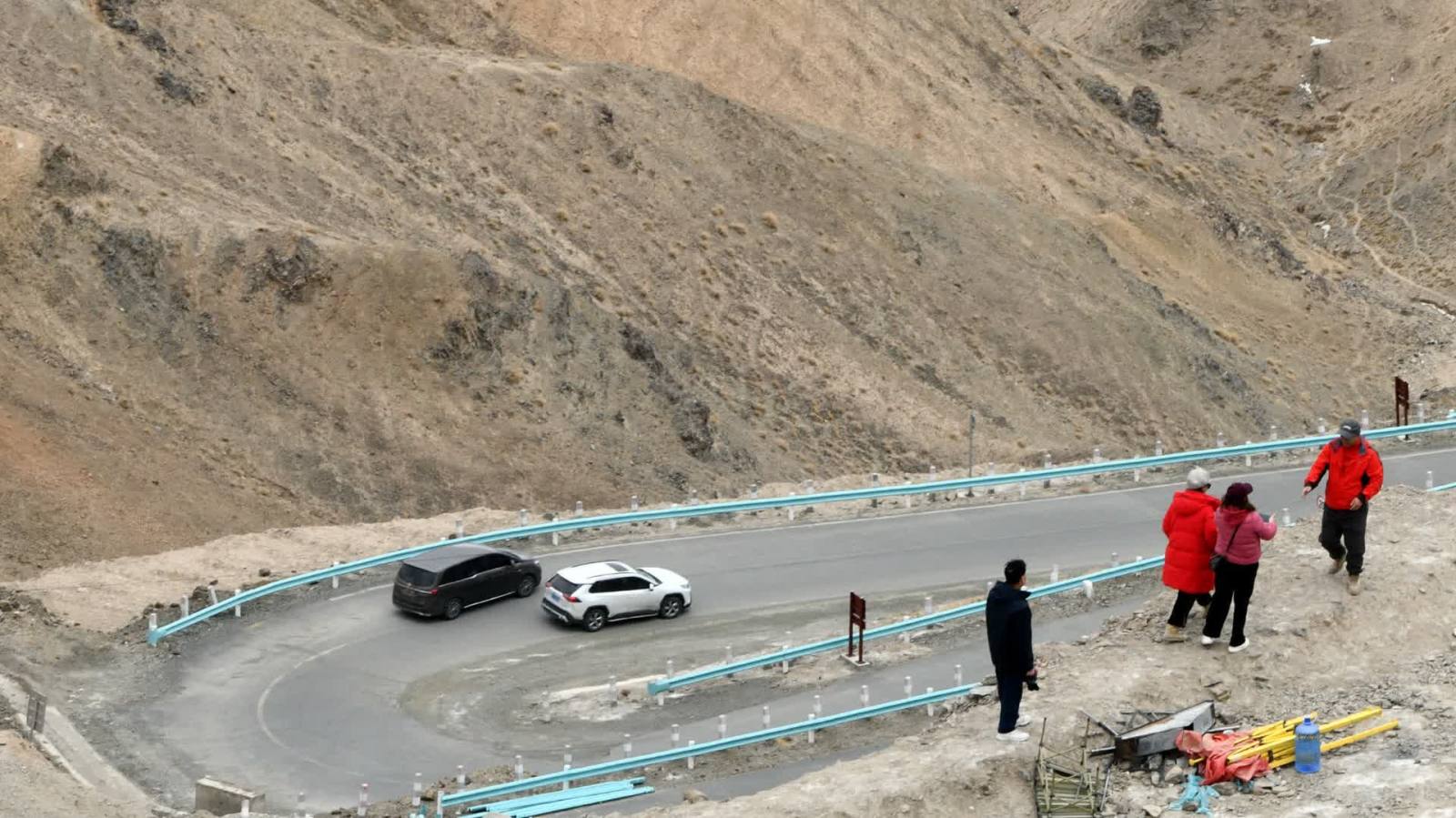 「旅遊搭子」提前脫隊是否應承擔責任？