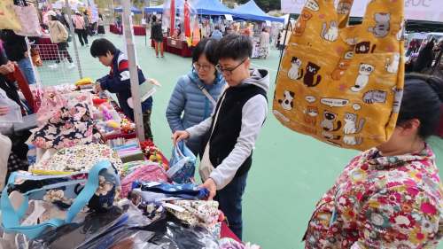 香港墟市節開鑼　特色攤檔引人駐足