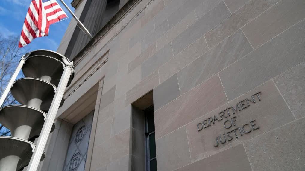 愛潑斯坦性侵案倖存者指控美司法部「背叛」