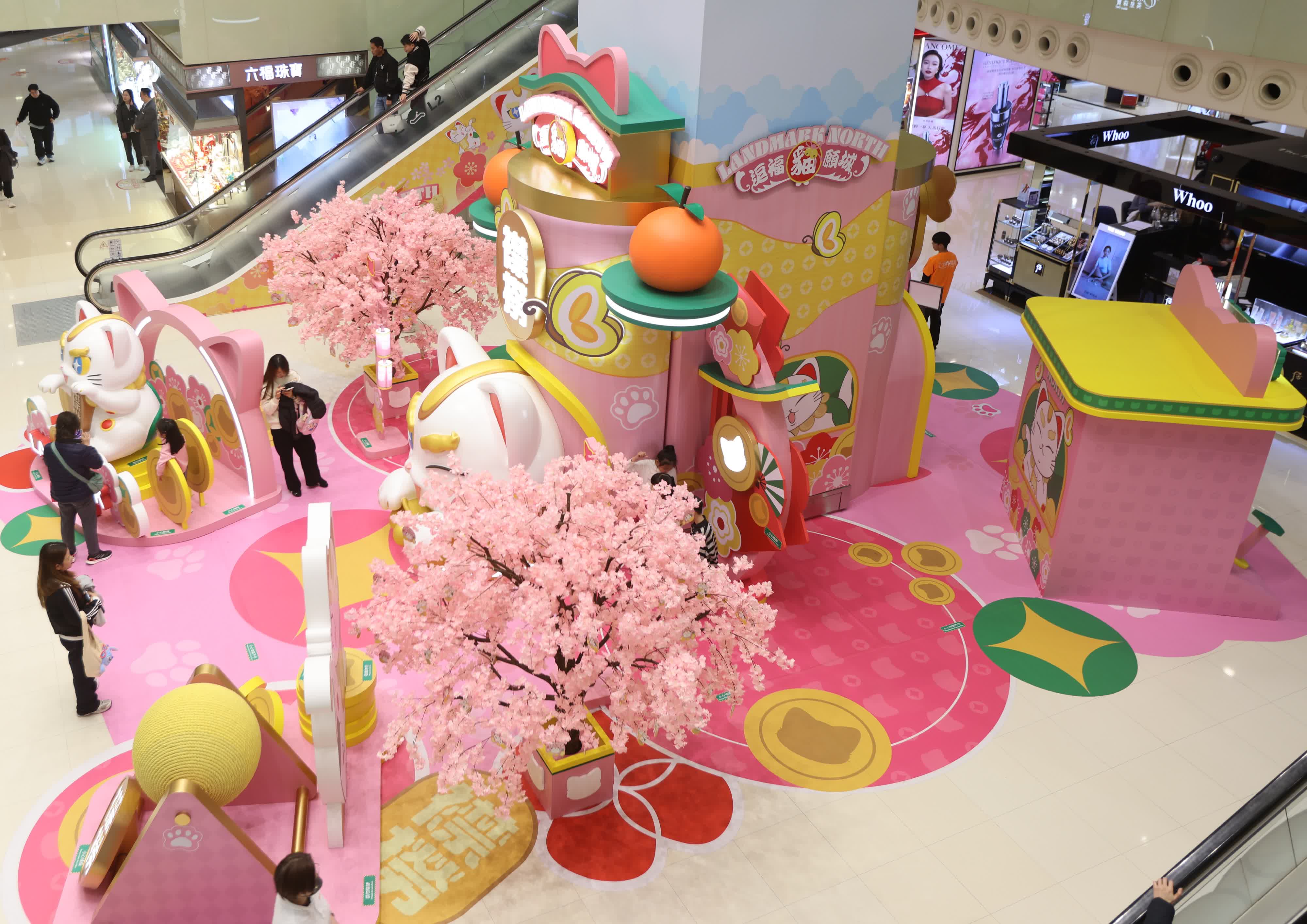 圖為「逗福貓願城」新春裝置。（香港中通社）