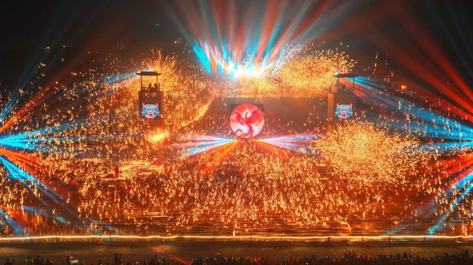 圖集｜馬年新春來襲！處處洋溢喜慶氣氛