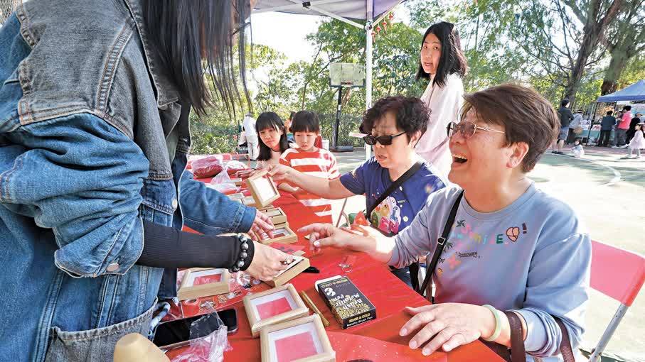 過渡屋善樓辦新春嘉年華　宏福居民：時刻感受到各界熱心愛心