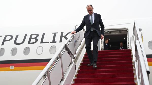 默茨抵達杭州　將參觀宇樹科技