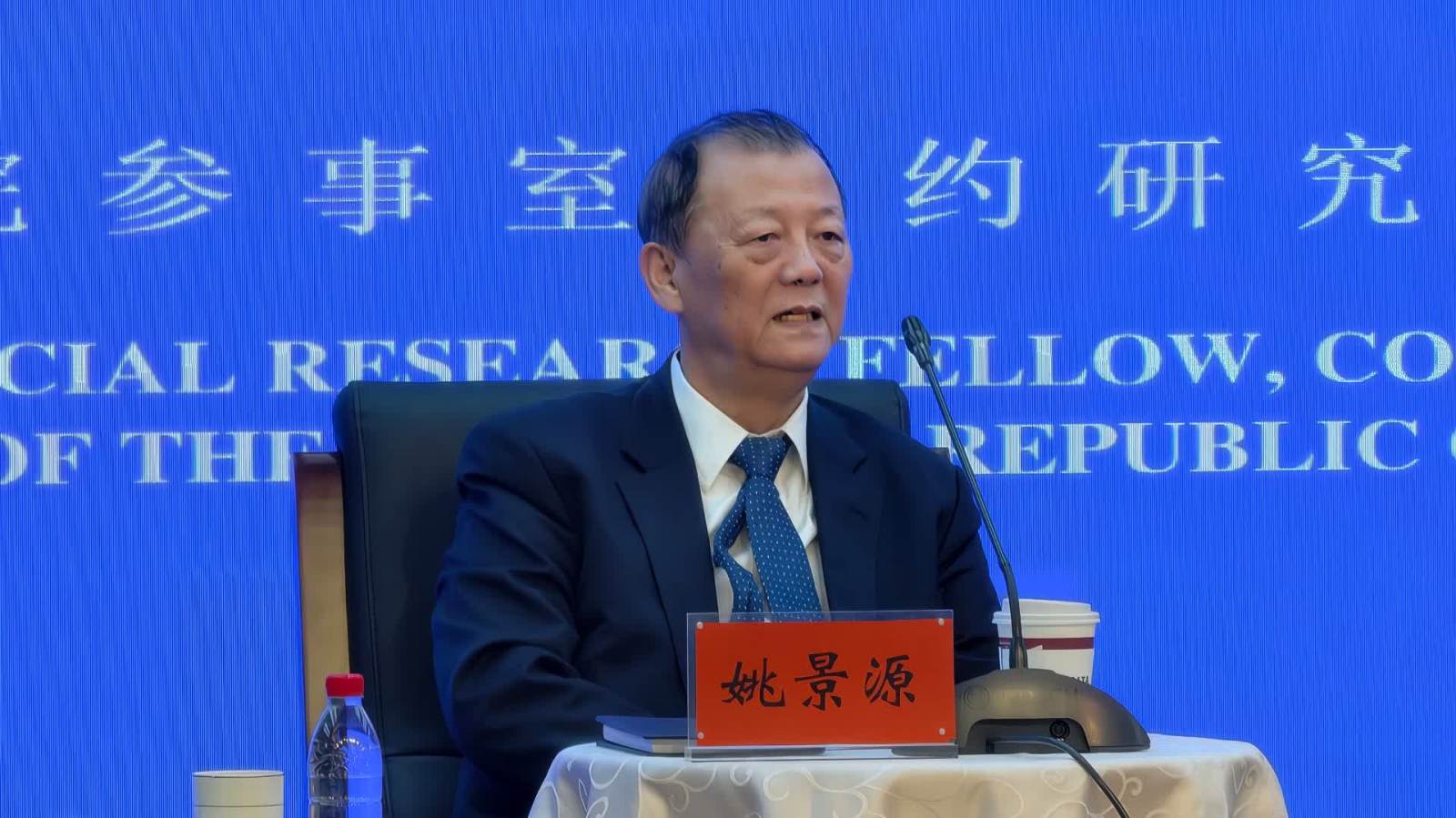 回憶馬雲和王健林20年前打賭　專家：「我站線上消費」