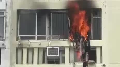 （有片）華富邨華美樓大火！3分鐘連傳爆炸聲　濃煙沖天