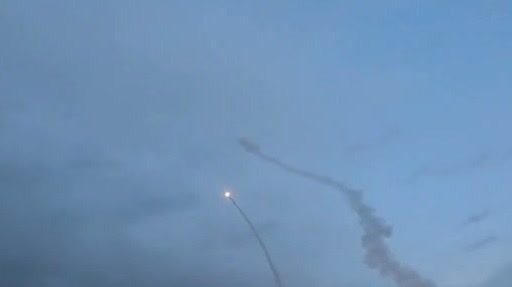 突發！伊朗：擊中一架美國F-16戰機