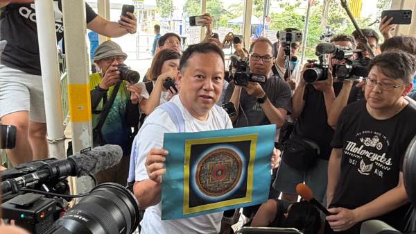 宏福苑善後│（有片）上樓完成執拾居民：工作人員好熱心、好幫手