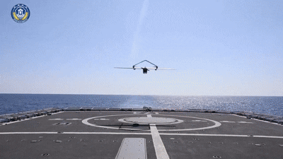 （有片）解放軍艦艇編隊　位菲律賓呂宋島以東海域演訓