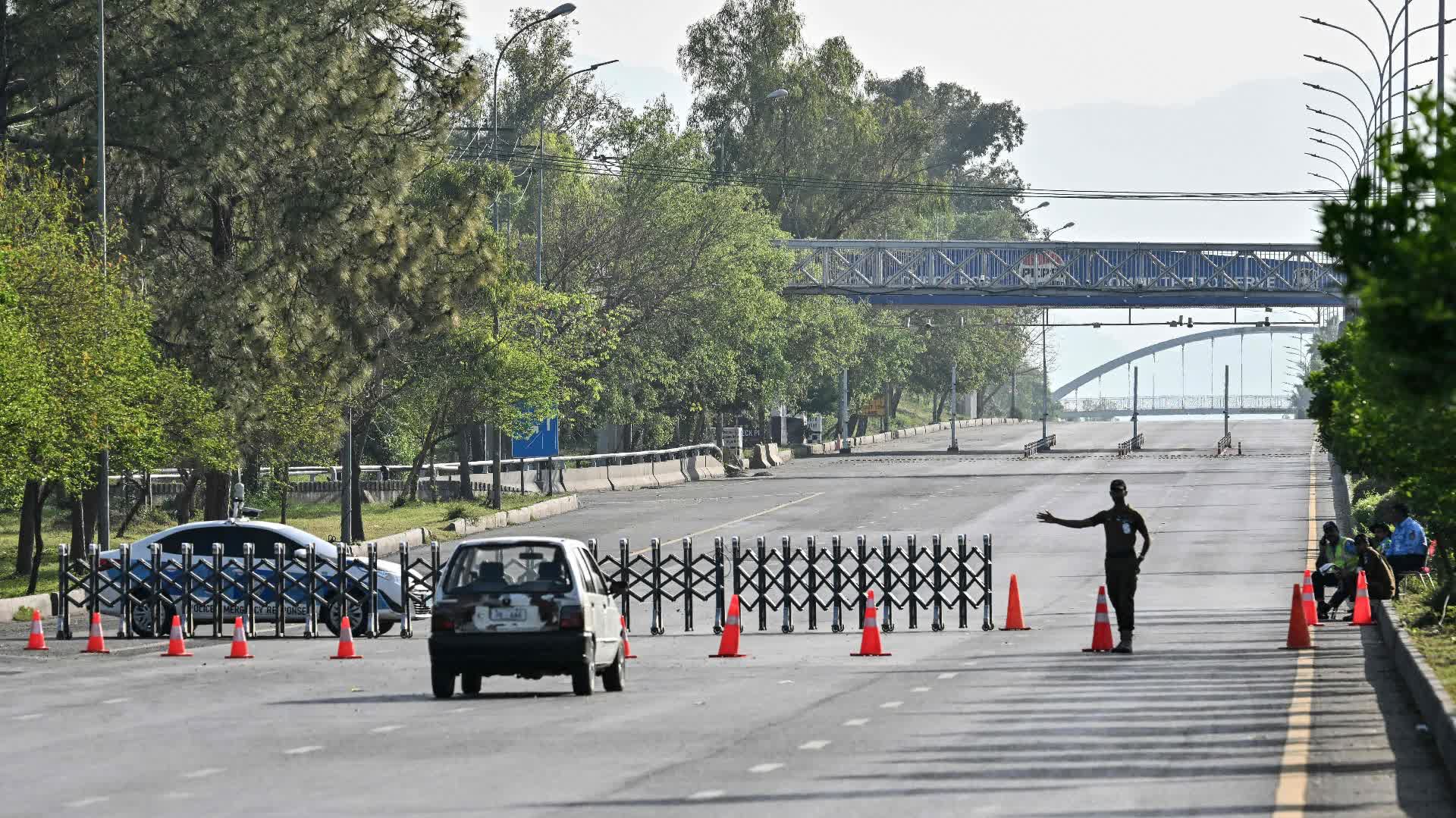 �����������  ������ͻ����������