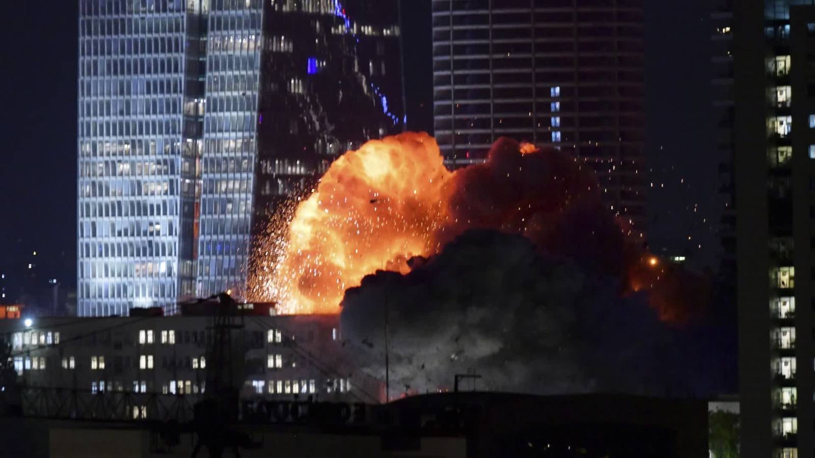 伊朗國防部：伊朗已生產逾千種武器裝備