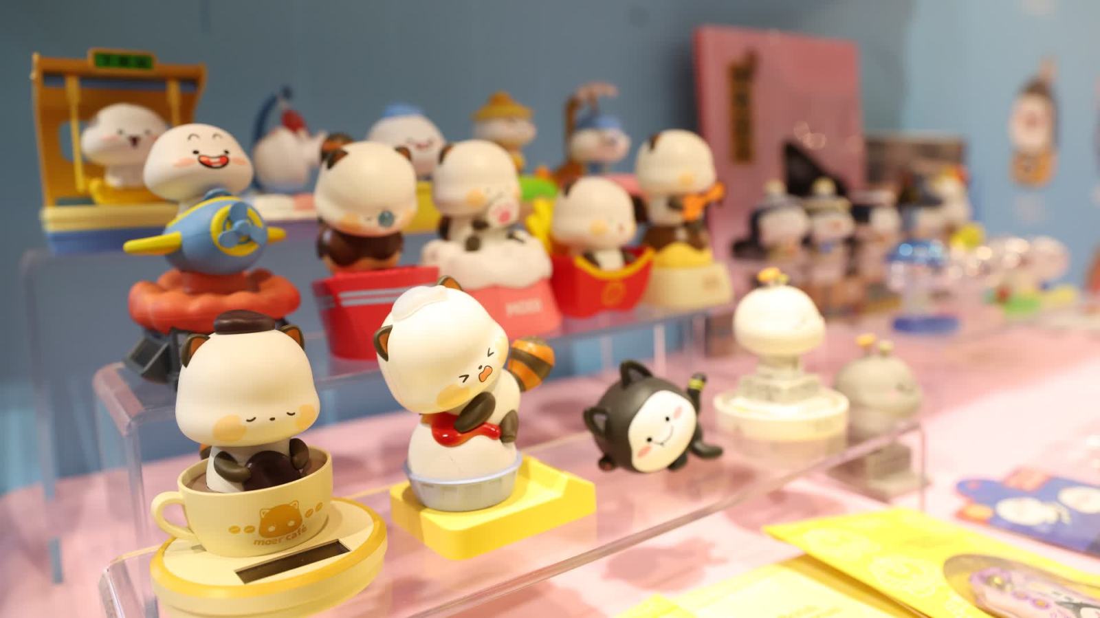 （有片）香港7大展覽今起開幕！