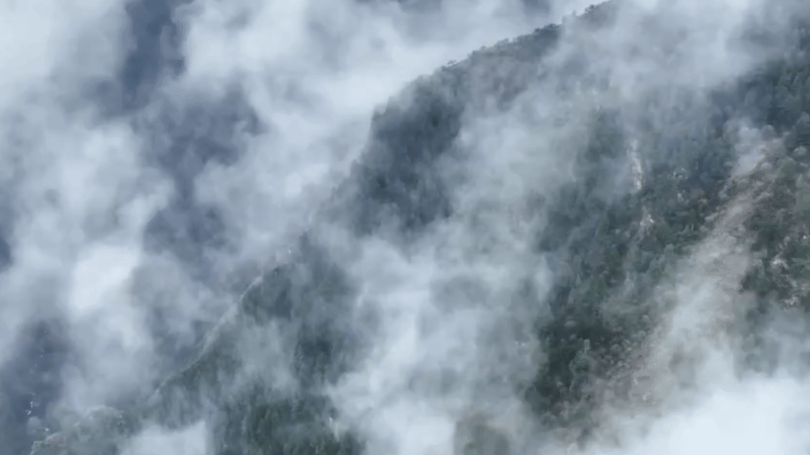 （有片）雲霧繞山　航拍鏡頭俯瞰雨後坎布拉