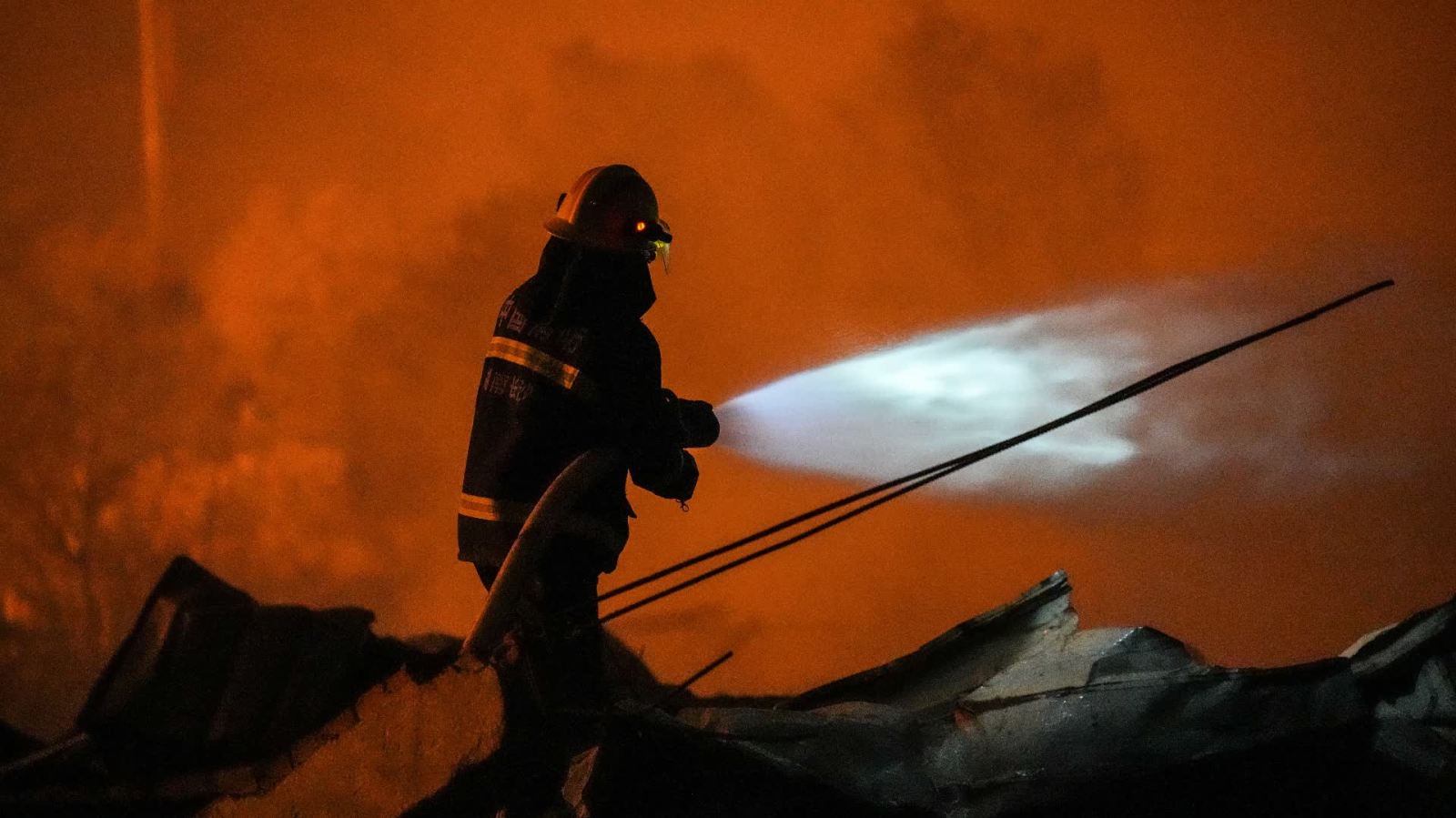 湖南瀏陽煙花廠爆炸事故已致21人死亡61人受傷