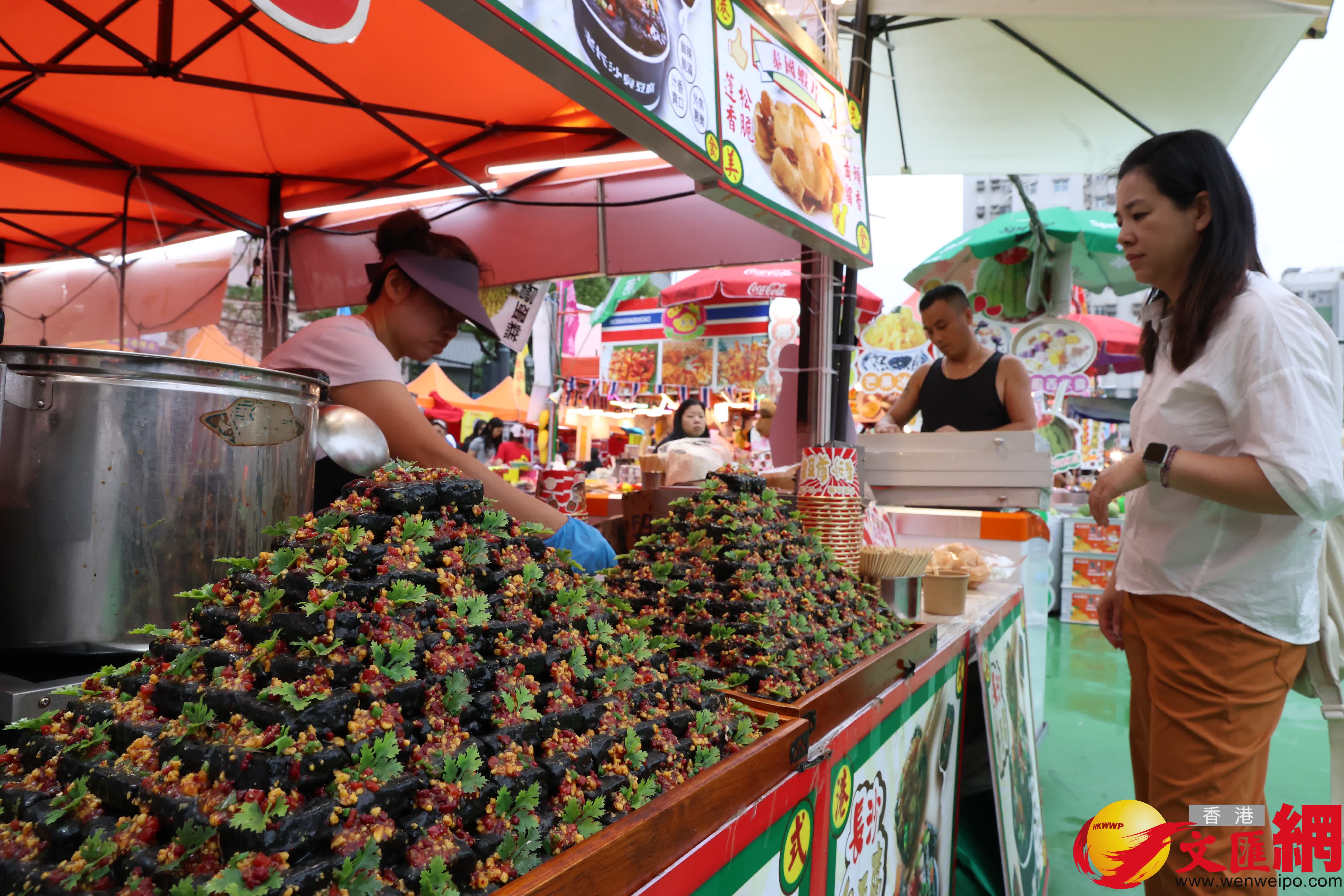 元朗美食市集（香港文匯報記者萬霜靈 攝）