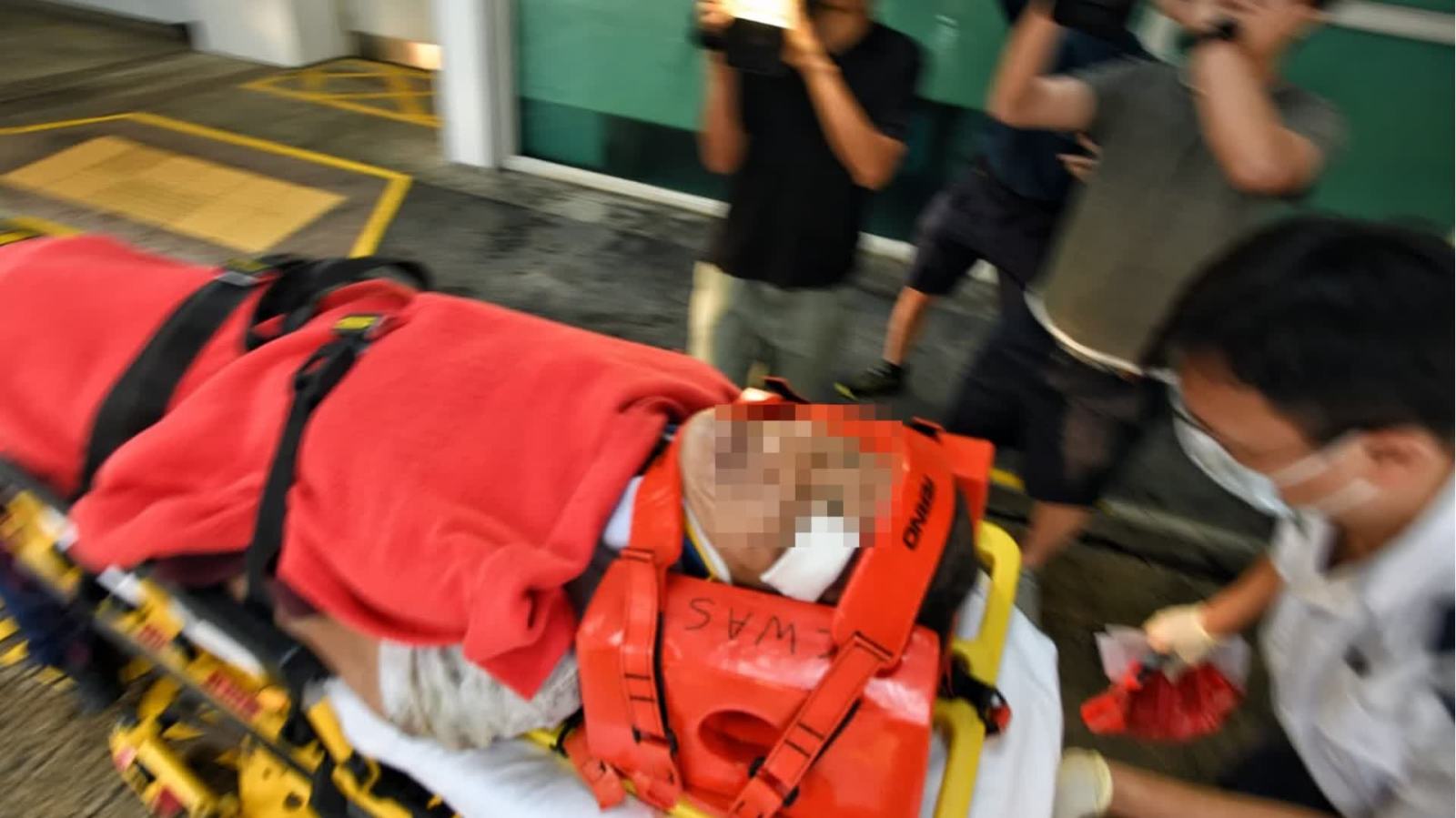 柴灣水務署及懲教署總部地盤工人踏空墮樓被困 消防救下身體多處受傷送院