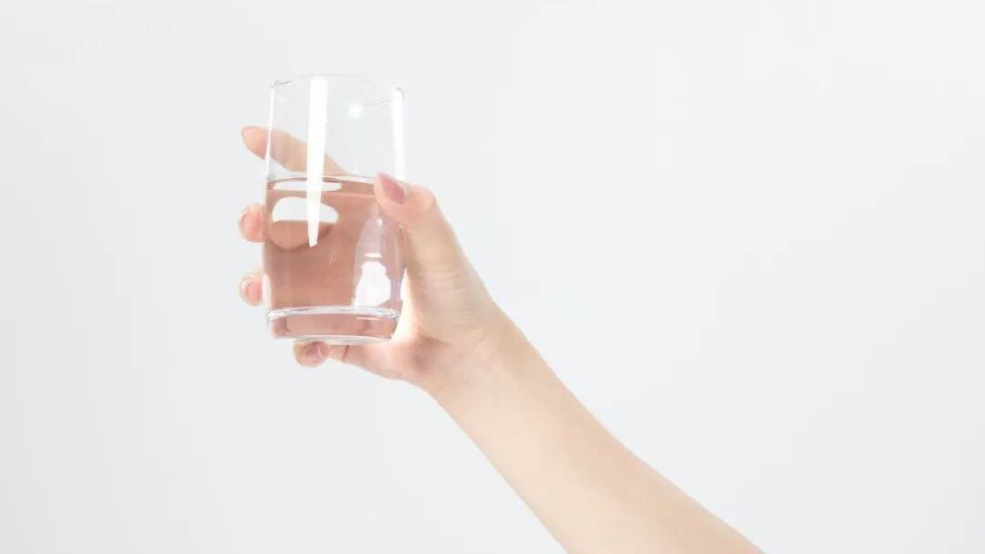 隔夜水不能喝？記住這4點學會健康飲水 - 健康 - 香港文匯報