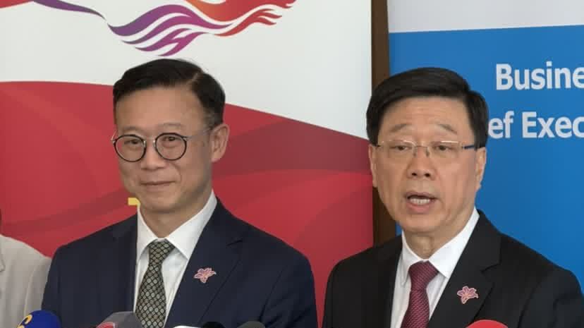 李家超：訪哈達成43份合作協議　香港明年首季直飛阿拉木圖