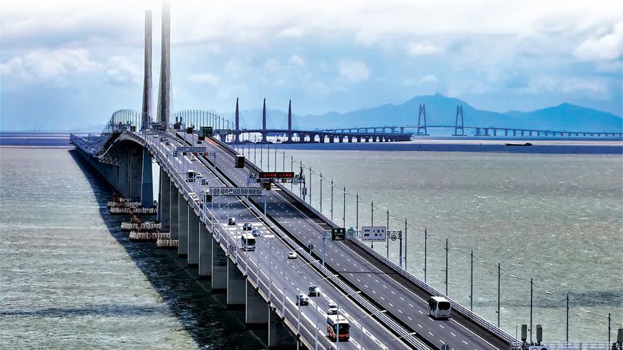 港珠澳大橋隧道驚現貨車自燃　管理部門透露最新情況