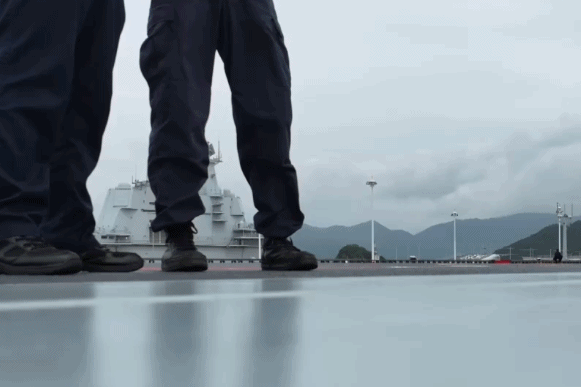 （有片）2秒彈射「零幀」急停！福建艦下水四年都有哪些拿手絕活？