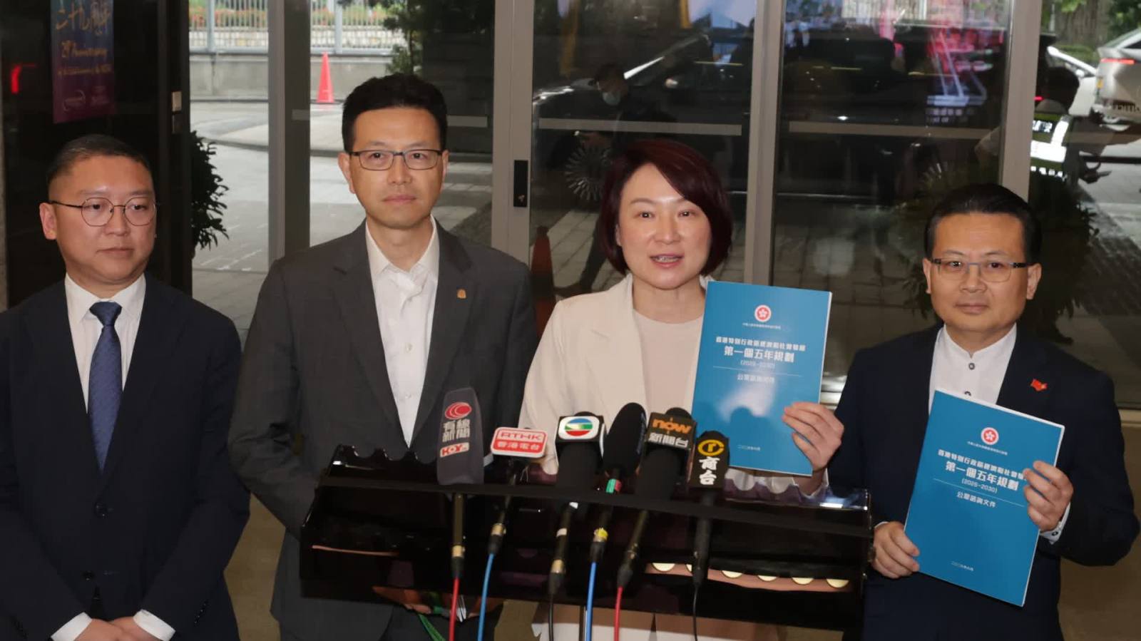 李慧琼：一眾港區人大代表對「一五」規劃諮詢文件高度認同