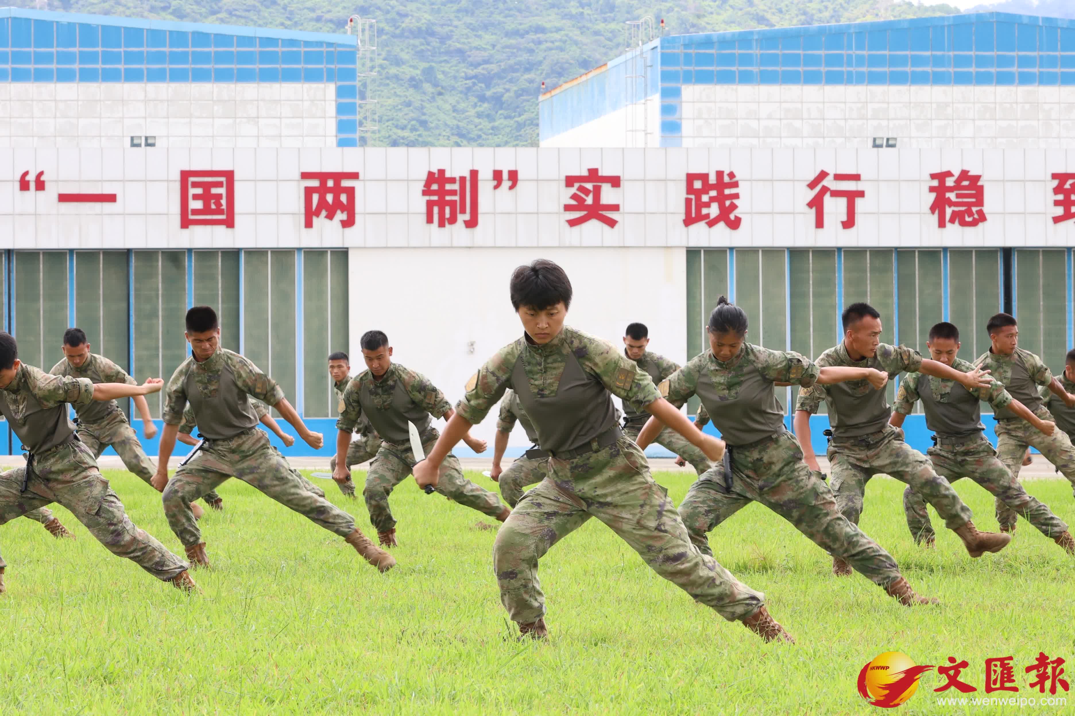 石崗軍營舉行開放日活動。（香港文匯報記者萬霜靈 攝）