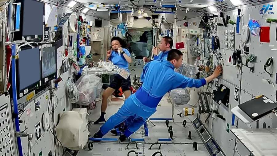 神舟二十三號乘組在軌工作滿月　黎家盈夥拍檔太空烤南瓜
