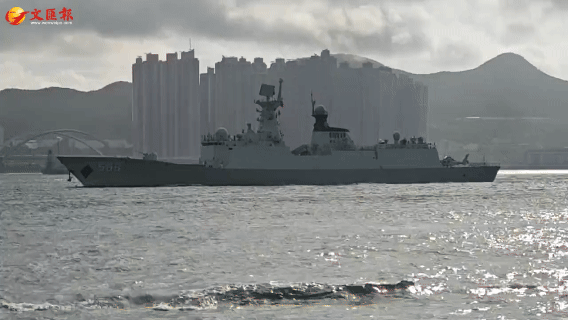 （有片）海軍艦艇編隊抵達香港　南寧艦、衡陽艦向民眾開放