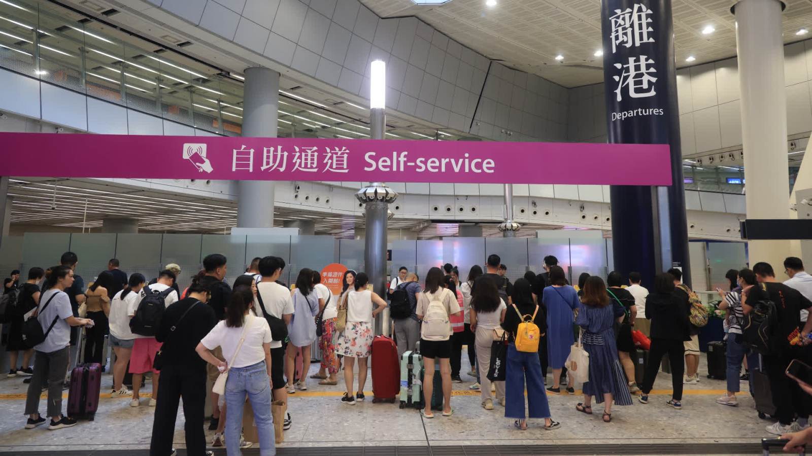 港鐵：今日明日部分高鐵列車班次因天氣惡劣取消